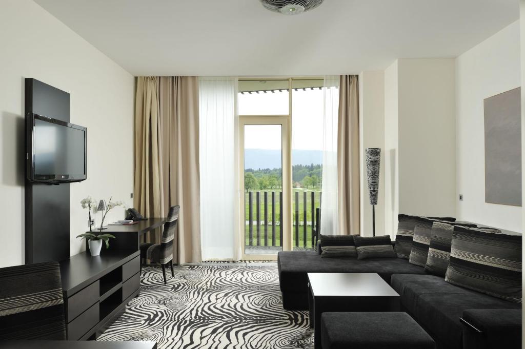Lambergh Chateau & Hotel Dvorska Vas Rom bilde